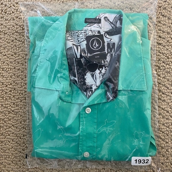 VOLCOM Bird Green Collared Short Sleeve Shirt Men M Medium - Picture 7 of 7